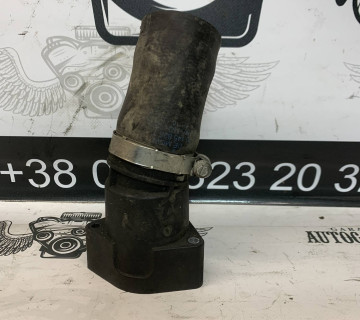 Патрубок турбіни 2.0 TDI VW Crafter 03l131111r