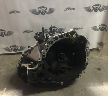 30300-64030 мкпп Toyota corola Verso 6ст 2,2