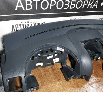 Торпедо VW Touareg 2002—2010 7L6858451 T030