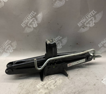 Домкрат Renault / Dacia ромбоподібний гвинтовий 0,7 т 995506680r