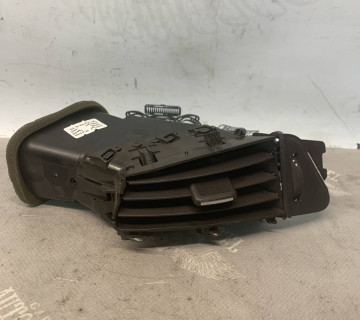 Дефлектор салону центральний правий Opel Astra J коричневий 2009-2015 522040591 13261539rh