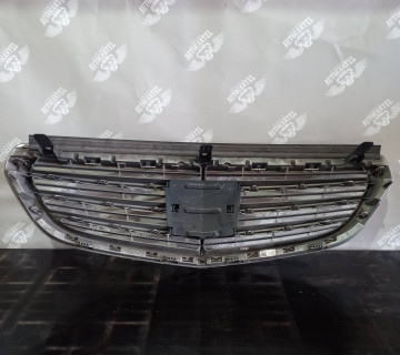 Решітка радіатора, гриль Mercedes E W212 рестайлінг,a2128801383,21481352