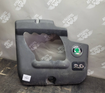 Кришка двигуна VAG 06A103925AS skoda 2,0