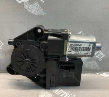 Моторчик склопідіймача передній правий Renault Megane 3, 965368-104,807300004R