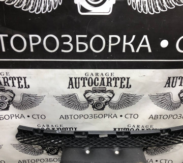 1K9807863 наклдака бампера задня верхня Volkswagen golf 5