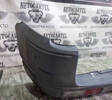 Бампер задній Land Rover Freelander 1998-2006 21648144