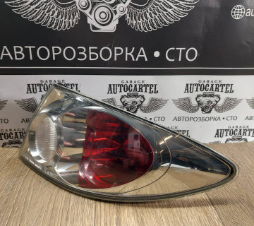 Ліхтар правий зовнішній Mazda 6 GG 22061971