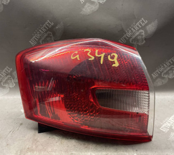 Ліхтар задній лівий Ford Kuga 8v4113405ah