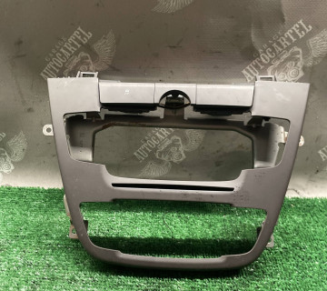 Декоративна накладка торпеди Opel Insignia A коричнева 13277908