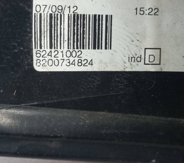 Ліхтар задній правий 8200734824/ 62421002 Dacia Sandero, Logan /Renault Sandero дефект