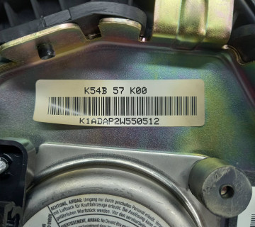 Подушка безпеки в кермо Kia Carnival. k54b57k00