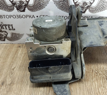 Блок управління ABS Volkswagen Golf VII Audi A3 2012.5Q0614517T