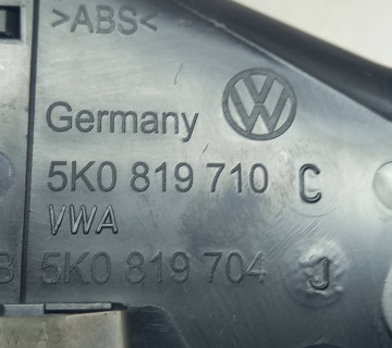 Дифлектор обдуву салону правий VW GOLF VI 5k0819710c