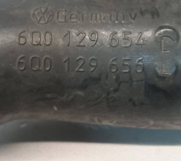 Патрубок повітряного фільтра 1.9 TDI Skoda Fabia 1999-2004 6q0129654l