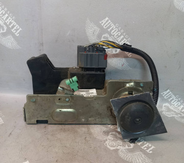 замок двері передньої правої FORD Transit Connect MK1 02-13 2t1av21812bg