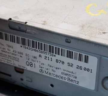 a2118705226001 Штатна магнітола Mercedes-Benz E W211/CD/DVD/GPS 2003-2009