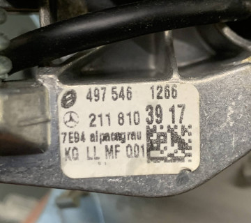 Дзеркало внутрішнє Mercedes w211 рестайлинг, 2118103917