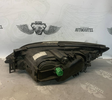 Фара передня права Ford Mondeo Mk III 206245b