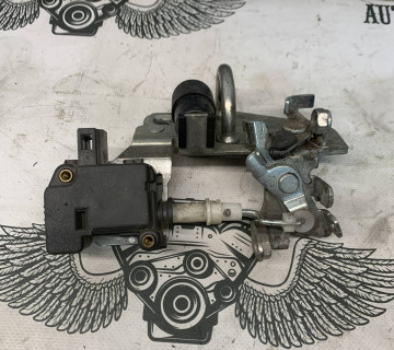 Замок багажника Skoda Octavia, Fabia. 6y0827511g