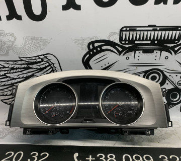 Панель приладів (щиток) VW Golf 7 1.4TSI 5g1920742a