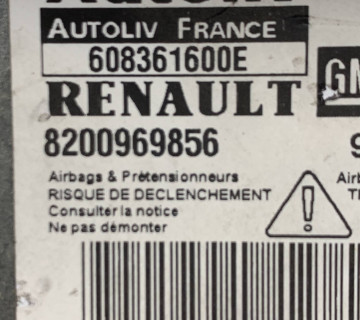 Блок управління Airbag подушками безпеки Renault Trafic 2001-2014 8200969856