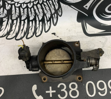 Дросельна заслінка FORD MONDEO MK3 2.0 B 1s7u-9e927-ca