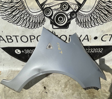 Крило переднє праве Mitsubishi Colt 21118708