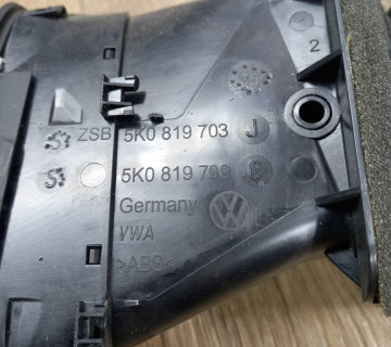Дефлектор вентиляції левий 5k0819703 vVW Golf 6 08-13 оригинал