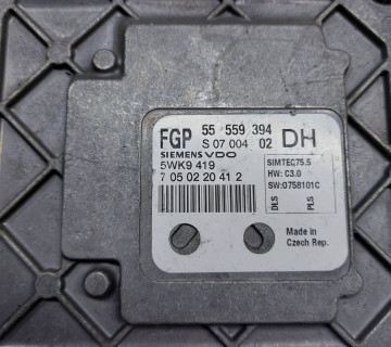 Блок керування двигуном Opel Astra H 1.6 Z16XER 55559394