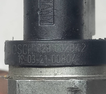 Датчик тиску палива MB Sprinter (906) 06-/Vito (W639) 03- BOSCH 0281002842