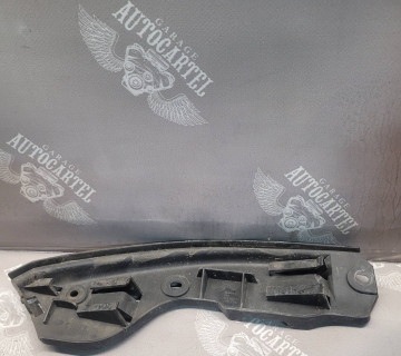 Кронштейн бампера задній лівий Volkswagen Touareg 2002-2010 7L6807393