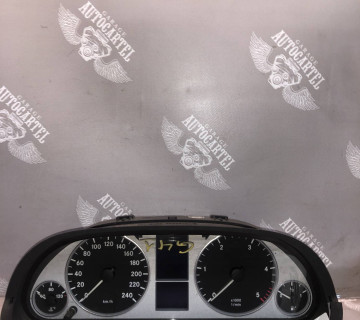 a1695407311 Панель приладів Mercedes-Benz CLK A209 C209