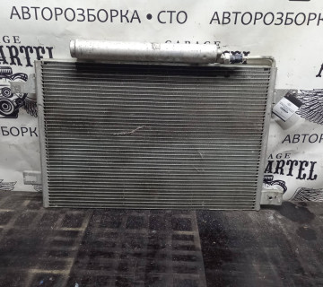 Радіатор кондиціонера (2,0 CDI 16V) Mercedes W245 2005-2011 a1695001254