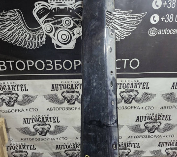 a2036900140 Бокова накладка поріг праваMercedes w203 c class