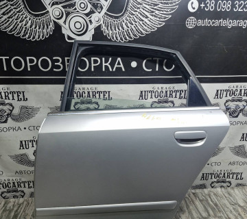 Дверка задня ліва Audi a4 b6 універсал ly7w A4 B6 2001-2004 21566639