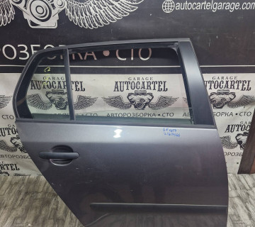Дверка задня права Volkswagen Golf 5 2003 - 2009 хетч 21619366