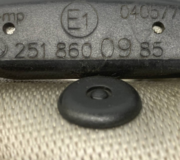 Ремінь безпеки передній лівий Mercedes W164 W251 2518600985