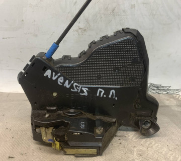 Замок дверки передній лівий Toyota Avensis, 21767319