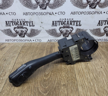 Перемикач поворотів, круїз контролю Volkswagen Passat B5, Golf 4, Bora. 1J0953513