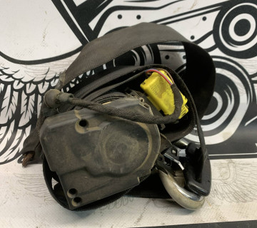 Ремінь безпеки передній правий з піропатр VW Transporter T5 2003-2015 7h0857806f