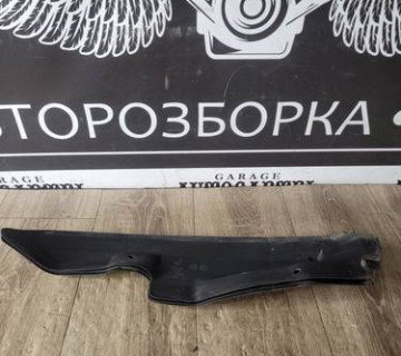 Накладка переднього правого крила для Skoda Octavia A5 2004-2013