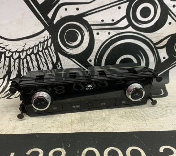 Блок керування клімат-контролем Skoda Kamiq 654907044g