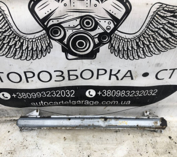Підсилювач заднього бампера 5j807305 Tiguan
