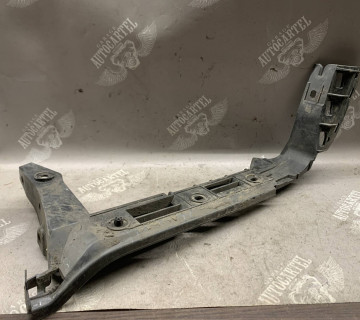 Кронштейн заднього бампера лівий VW Transporter T5 7h0807393c