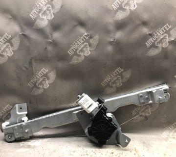 Duster i механізм скла електричний переднє праве 8200733828E