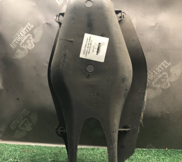 a2123520988 захист нижнього ричага правий Mercedes W212