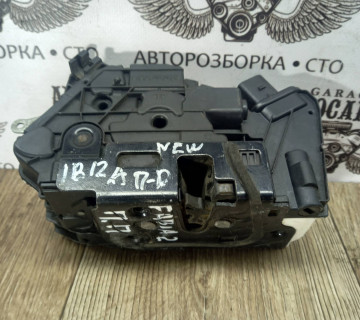 Замок дверки передній правий Skoda Fabia 06-14, 6 пінів (5N1837016A)