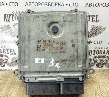 Блок керування двигуном Mercedes R-Class W251 3.0 CDI A6421500677