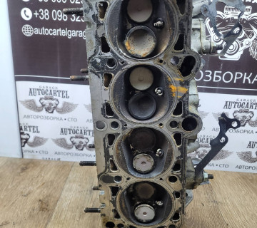 Головка блоку для Volkswagen Golf IV 2.0 бенз. (06A103373J6) AZL