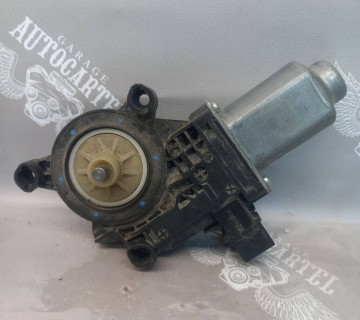 Склопідйомник передній правий електр 14 пінів Skoda Roomster 2006-2015 6r0959802aq